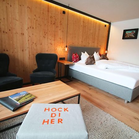 Berghotel Basur - Das Schihotel Am Arlberg Flirsch Exteriör bild