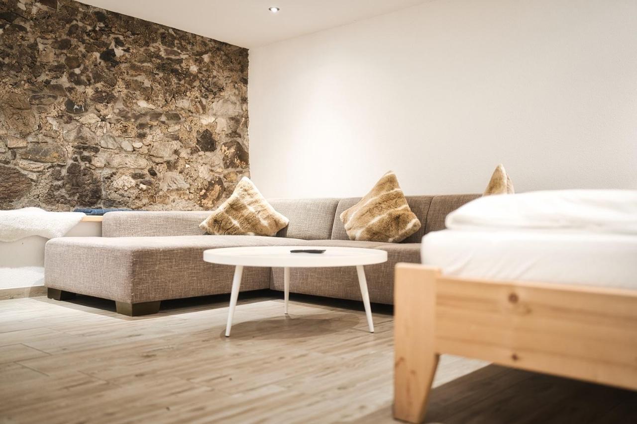 Berghotel Basur - Das Schihotel Am Arlberg Flirsch Exteriör bild