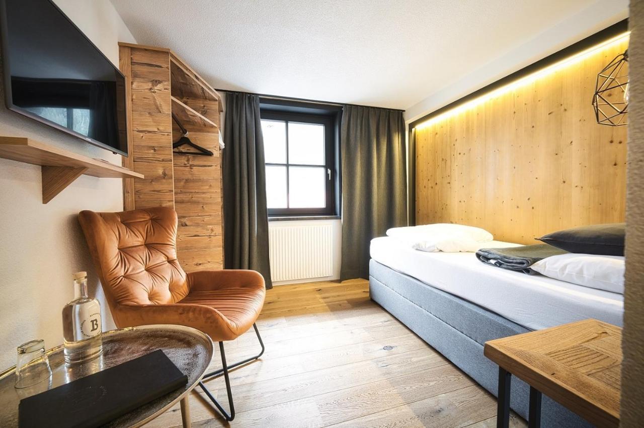 Berghotel Basur - Das Schihotel Am Arlberg Flirsch Exteriör bild