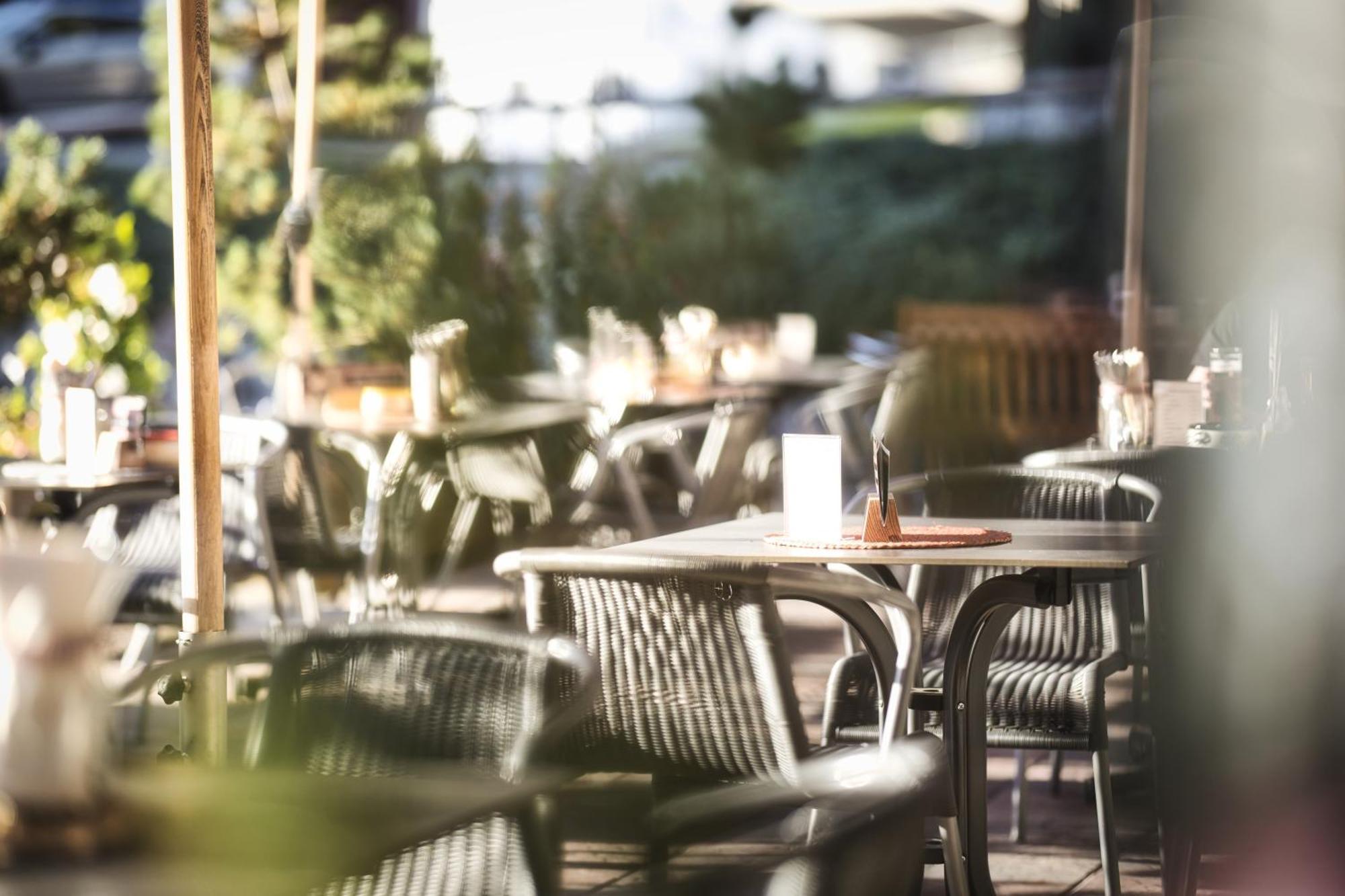 Berghotel Basur - Das Schihotel Am Arlberg Flirsch Exteriör bild