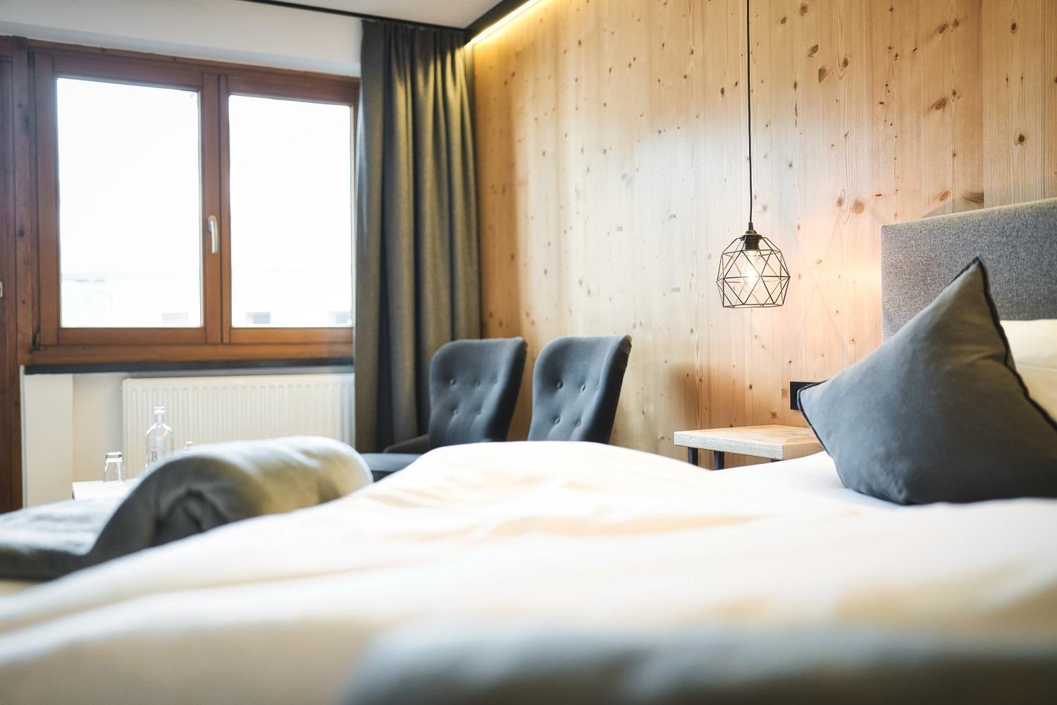 Berghotel Basur - Das Schihotel Am Arlberg Flirsch Exteriör bild